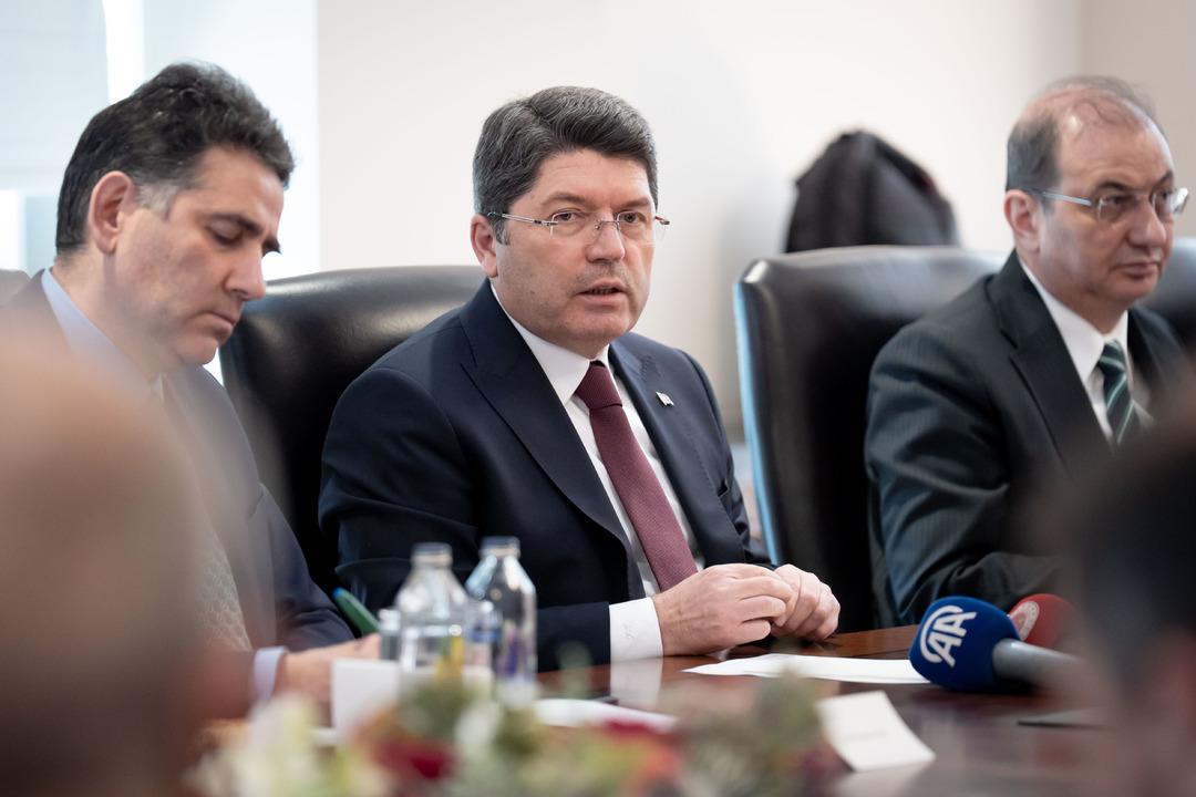 AA-20250430-37804554-37804549-CUMHURBASKANLIGI_HUKUK_POLITIKALARI_KURULU_CANKAYA_KOSKUNDE_TOPLANDI
