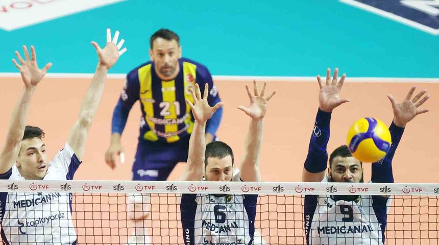 Fenerbahçe sezonu 3. sırada tamamladı