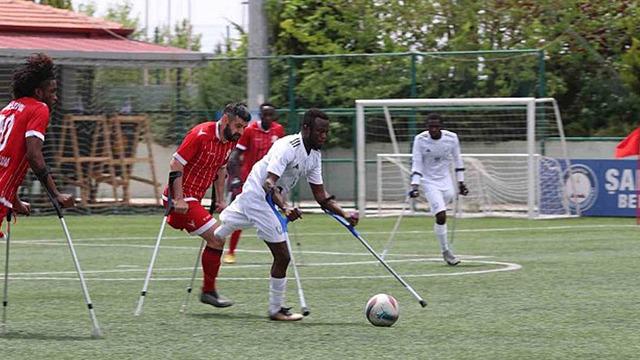 Ampute Futbol Türkiye Kupası'nda finale çıkan takımlar belli oldu
