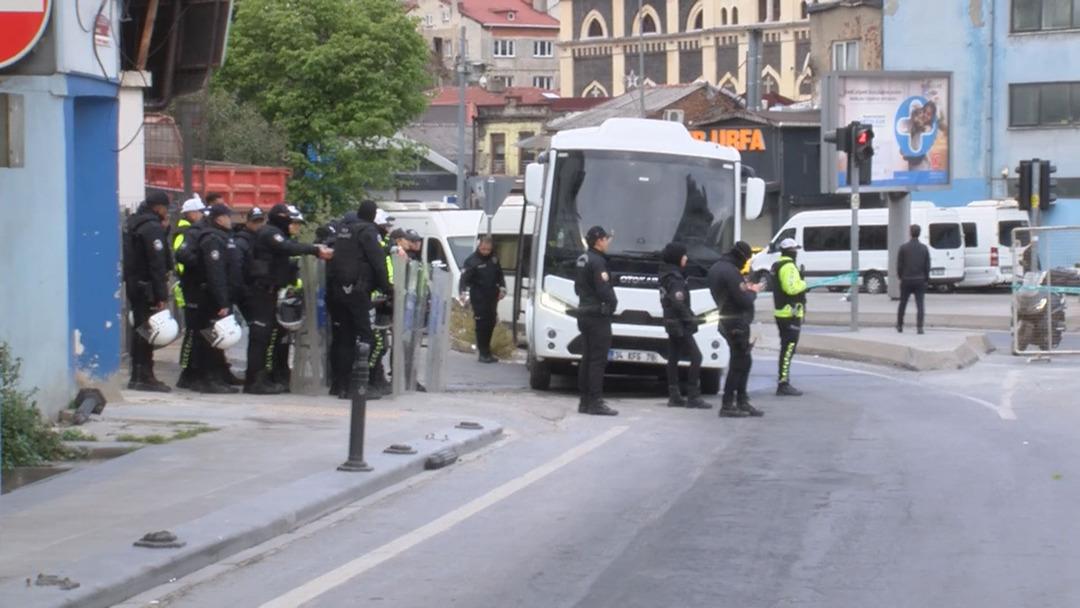 ISTANBUL---TAKSIME-CIKAN-YOLLAR-TRAFIGE_687933_203835