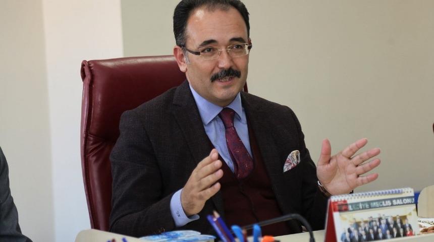 Cepheden Başkan Cahan&rsquo;a s&uuml;rpriz telefon