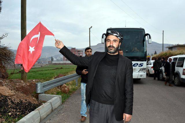 Derik'ten 30 güvenlik korucusu Zeytin Dalı Harekatı'na uğurlandı