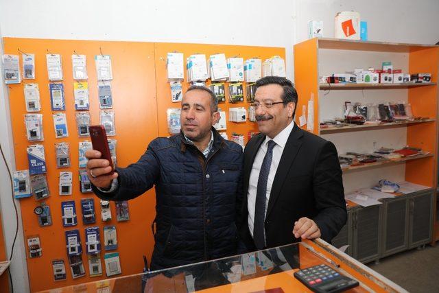 Başkan Atilla ilçeleri gezdi