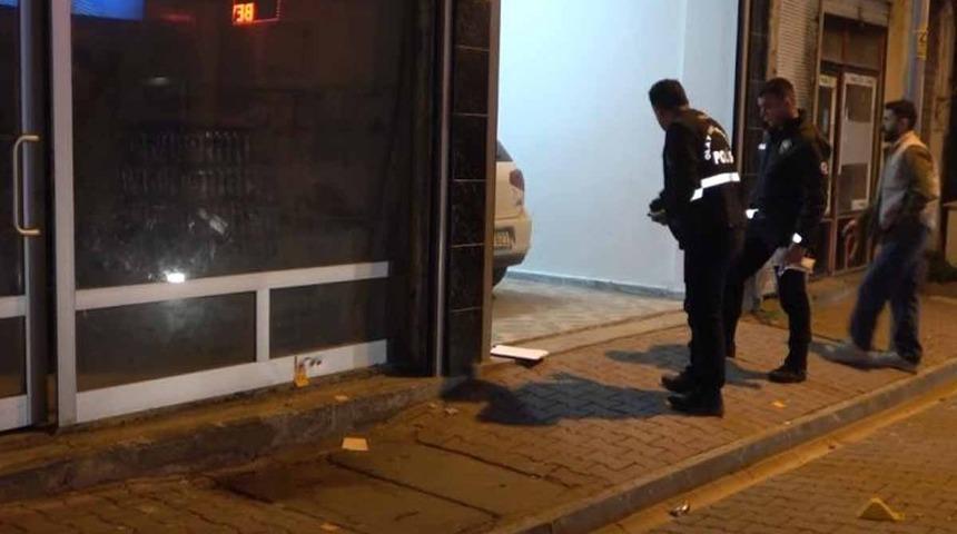İş yerini kurşunlayan 2 kişi gözaltına alındı