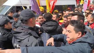 Kars'ta 1 Mayıs yürüyüşünde gerginlik çıktı