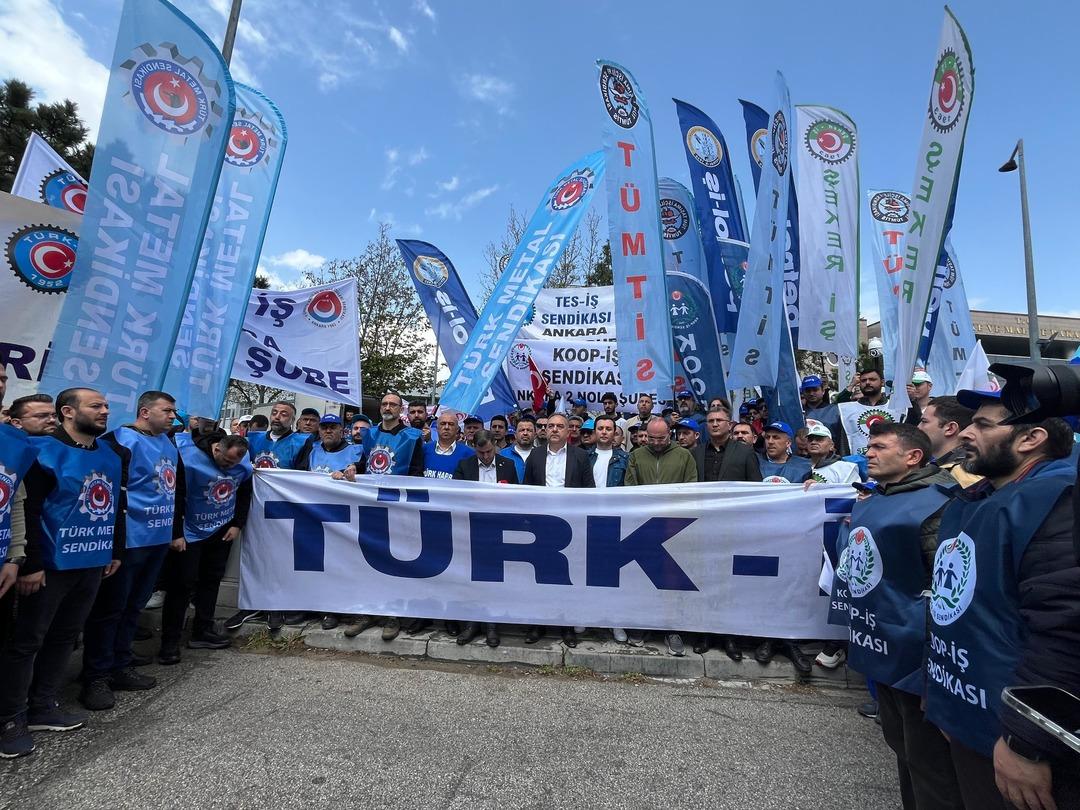 688442_TURK-IS-1-MAYIS-EMEK-VE-DAYANISMA-GUNU