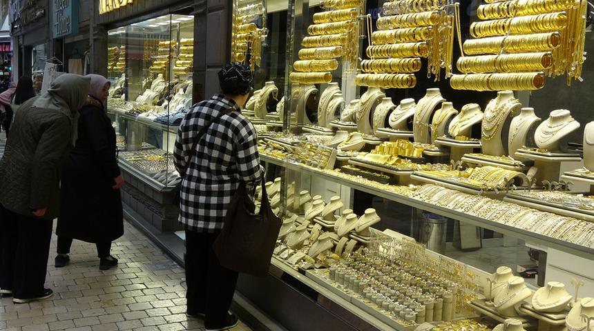 Satışını olumsuz etkiledi! Fiyatı 1,5 milyon TL'ye kadar çıkıyor 'Mumla arar durumdayız'