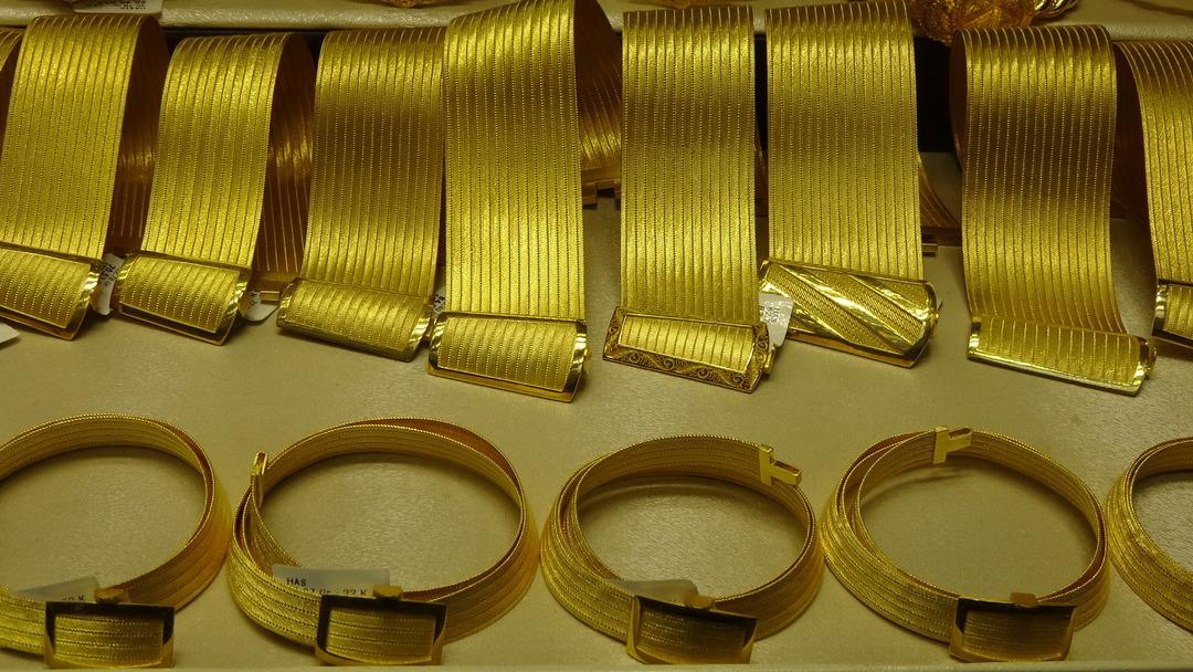 AW444780_02