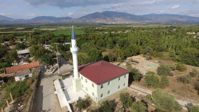Nazilli Belediyesi 4 yılda 24 camiyi yeniledi