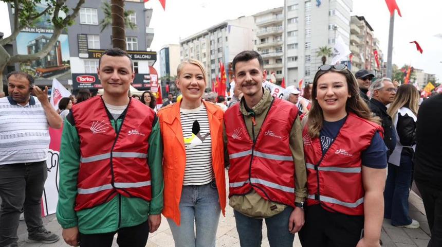 Denizli’de 1 Mayıs İşçi Bayramı yağış altında kutlandı