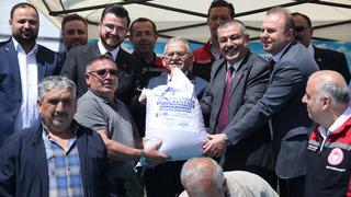 Kayseri Büyükşehir Belediyesi, üreticilere 5 yılda yaklaşık 4 bin ton tohum dağıttı