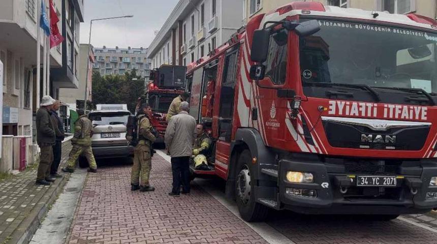 Avcılar kız yurdunda yangın çıktı, kısa sürekli panik yaşandı