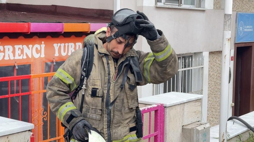 İstanbul'da kız öğrenci yurdunda yangın panik yarattı