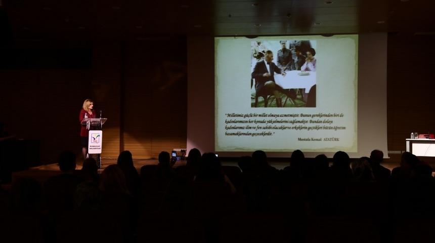 Manavgat&rsquo;ta &ldquo;Kadınlar Edebiyat Durağında&rdquo; projesi başladı