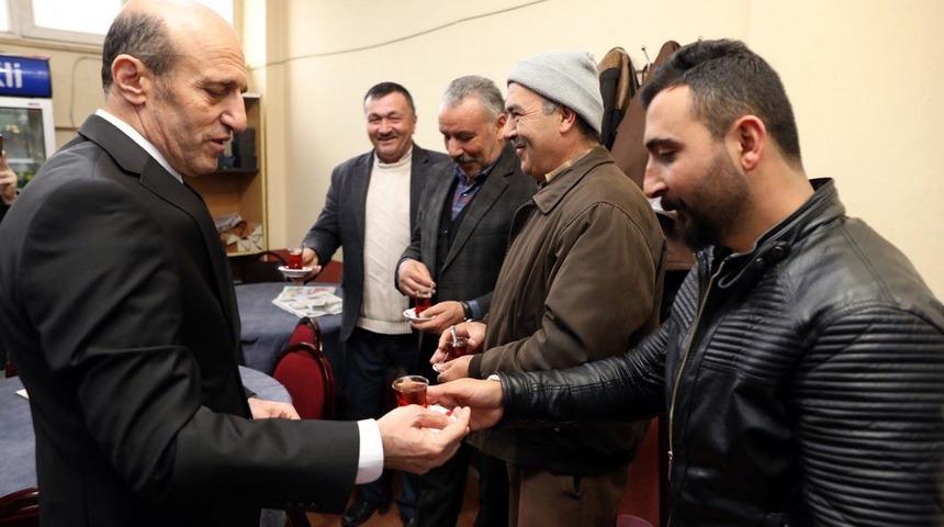 Vali'den vatandaşlara &ccedil;ay servisi