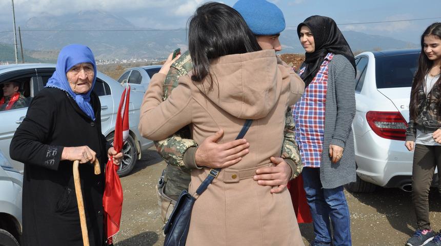 Afrin'e girecek &ouml;zel harekat&ccedil;ılar hazır