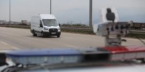 Bu radara dikkat: Aynı anda 4 araca ceza yazıyor! 1 yıldır yol kenarlarında