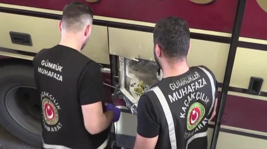 Türkiye'ye giriş yapmak üzereydi: Kapıkule Sınır Kapısı’nda bir otobüste 87 kilo 752 gram uyuşturucu ele geçirildi!