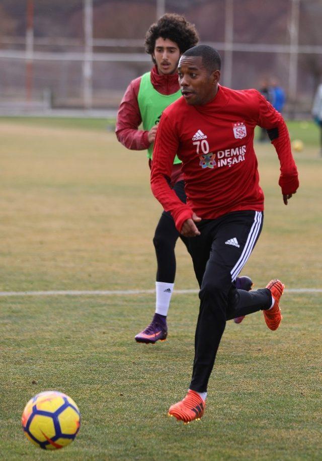 Sivasspor, antrenman maçında U-21 takımını farklı yendi