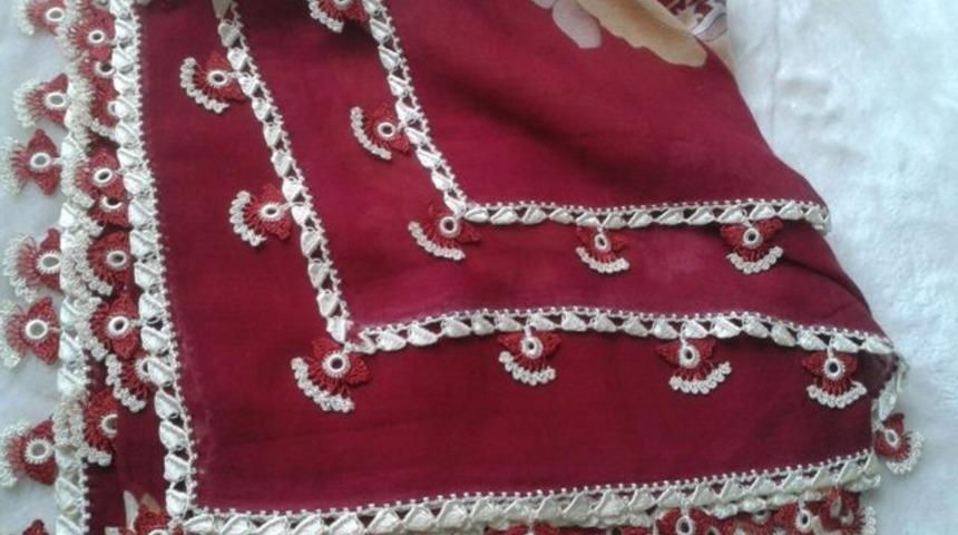 İğne oyası modelleri ve &ouml;rmekleri