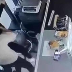 Bodrum'da kadına şiddet! Acımasızca dövdü