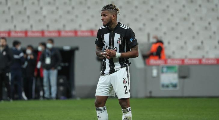 Valentin Rosier ayrılık sürecinde yaşananlar herkesin ağzını açık bıraktı! Kulüpte birbirlerine girmişler... Zehir zemberek sözler: "Sen adam değilsin, hadi çık dışarı!" G2