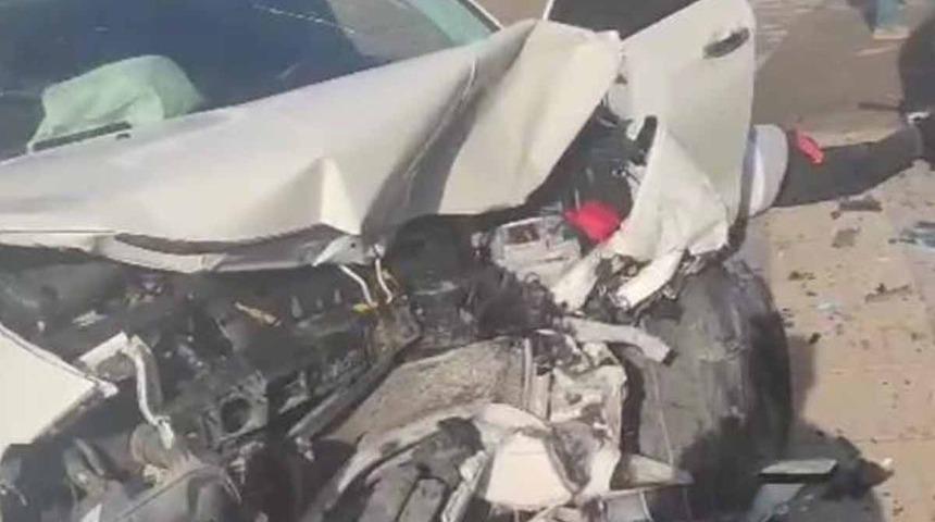 Ankara’da iki otomobil çarpıştı! Çok sayıda yaralı var