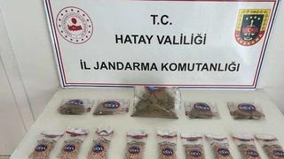 Hatay'da 450 gümrük kaçağı kuru sıkı tabanca ve uyuşturucu ele geçirildi