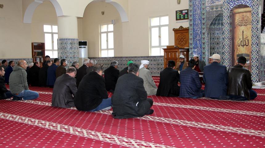 Silopili STK temsilcileri, 'Zeytin Dalı Harekatı' şehitleri i&ccedil;in mevlit okuttu