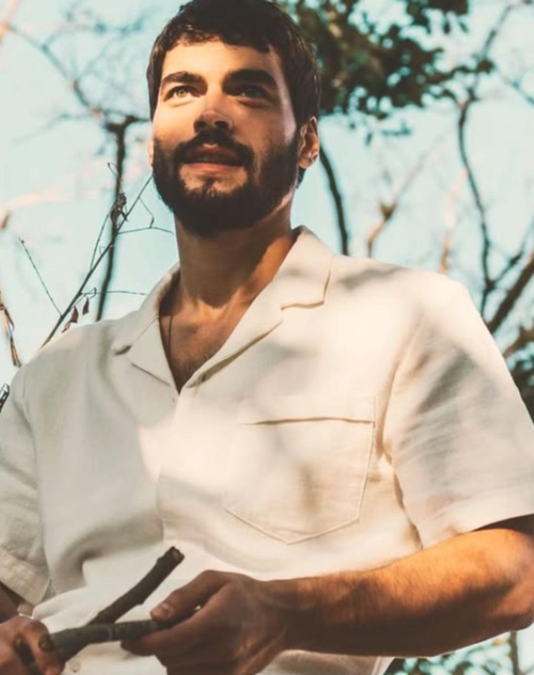 akın akın
