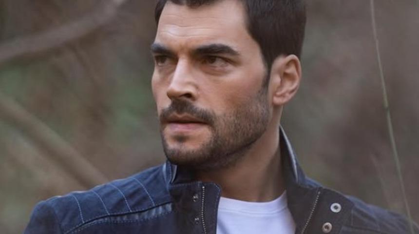 Bir süredir ekranlardan uzaktı! Akın Akınözü'nün yeni adresi belli oldu