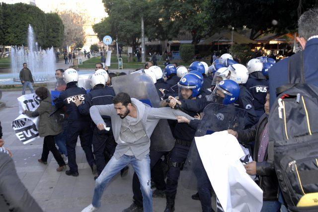 Halkevleri üyelerine polis müdahalesi: 14 gözaltı