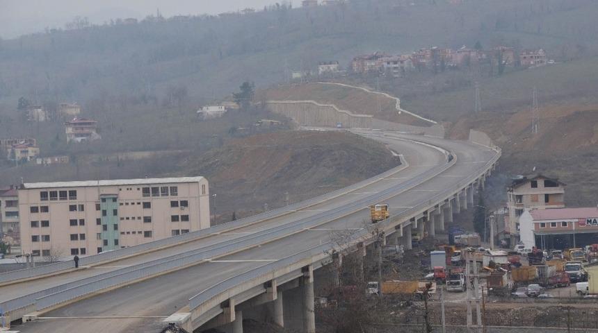 1 milyarlık projeye heyelan engeli