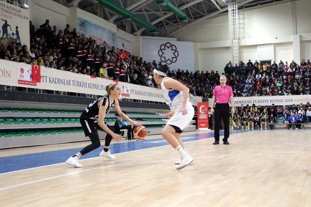 Hatay Büyükşehir Belediyesi yarı finalde (PTT Kadınlar Türkiye Kupası)