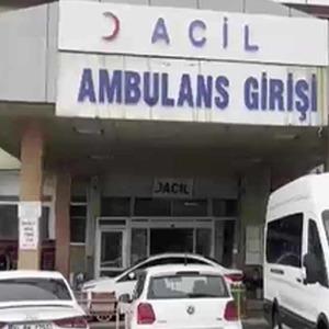 Hakkari'de minibüs dereye devrildi! Ölü ve yaralılar var