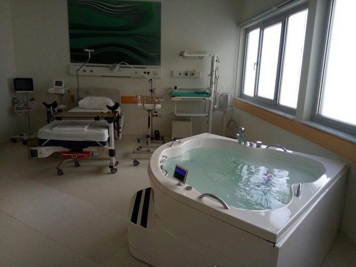 Akhisar'da, Devlet Hastanesi'ne suda doğum ünitesi açılıyor