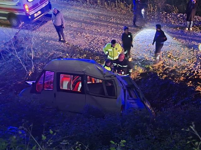 Samsun'da minibüs şarampole devrildi! 1 kişi hayatını kaybetti, 4 kişi yaralandı