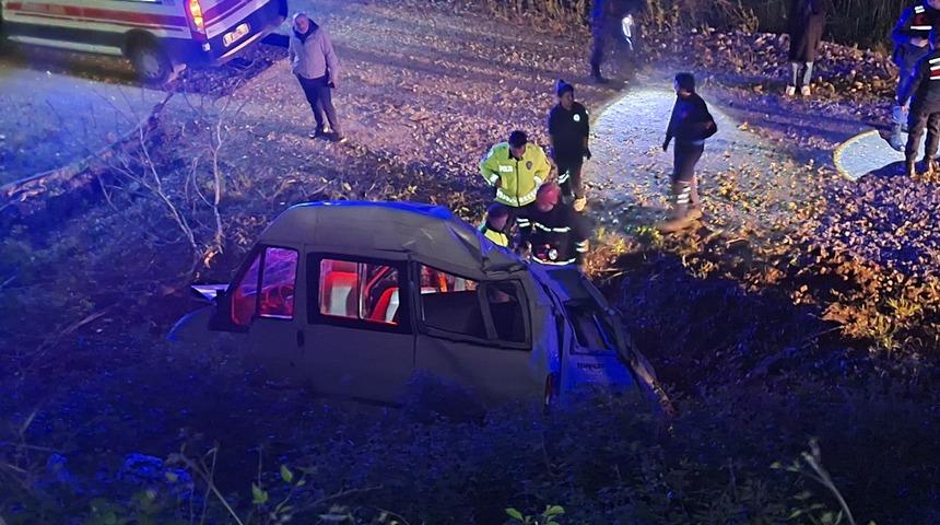 Samsun'da minibüs şarampole devrildi! 1 kişi hayatını kaybetti, 4 kişi yaralandı