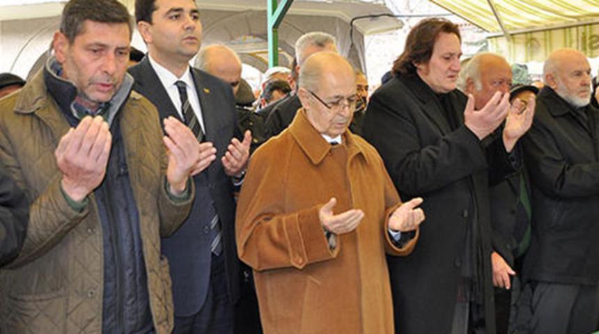 10. Cumhurbaşkanı Sezer, o ismin cenazesini katıldı