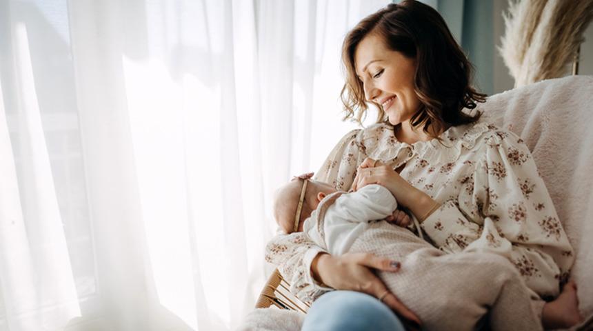 Her damlası şifa... Bebeklerin ilk besini ve ilacı, 6 ay çok önemli! Anne sütünü artırmak için neler yapılabilir? Anne sütünün faydaları nedir?