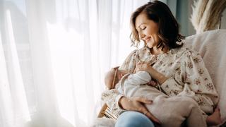 Her damlası şifa... Bebeklerin ilk besini ve ilacı, 6 ay çok önemli! Anne sütünü artırmak için neler yapılabilir? Anne sütünün faydaları nedir?