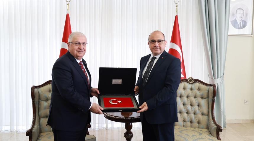 Milli Savunma Bakanı Güler, KKTC'de ziyaretlerde bulundu