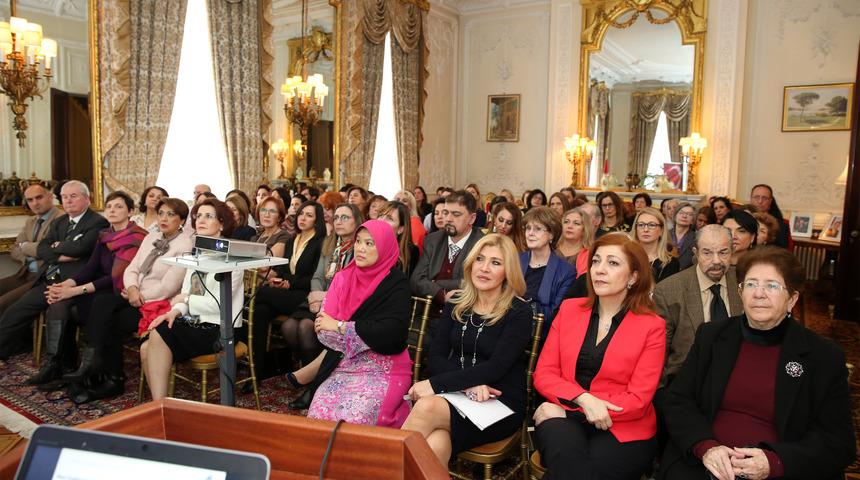 Dr. Lee Clare: G&ouml;bekli Tepe bize insanoğlunun gecesini anlatmada &ccedil;ok b&uuml;y&uuml;k bir &ouml;nem kazanıyor