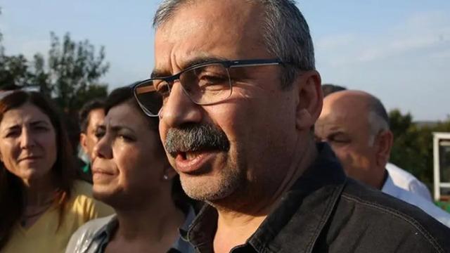Sırrı Süreyya Önder'in ölümü sonrası DEM Parti'den ilk açıklama! "Mücadelesine layıkıyla sahip çıkacağız"