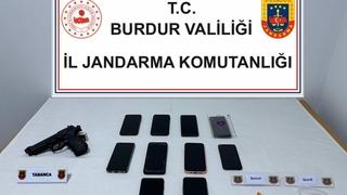 Burdur'da uyuşturucu operasyonu! Yakalanan 13 zanlı tutuklandı