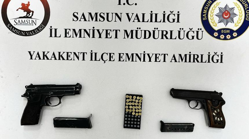 Samsun'da silah kaçakçılığı operasyonu! 2 kişi yakalandı