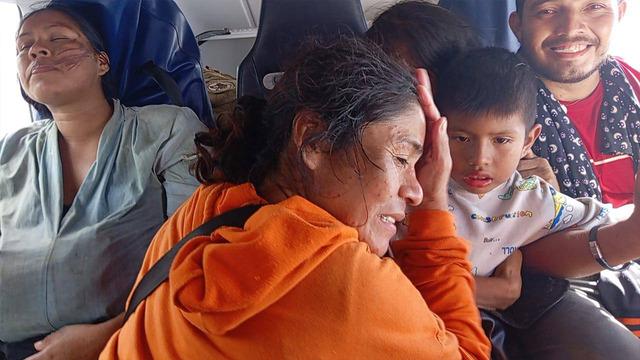 Bindikleri uçak bataklığa düşünce dehşeti yaşadılar! Timsah ve yılanlarla 36 saat geçirdiler: Sadece birkaç metre uzağımızdaydı