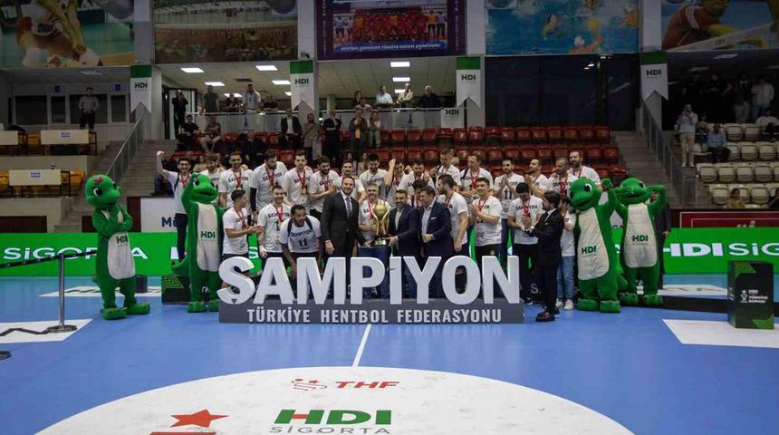 Hentbolda Erkekler Türkiye Kupası şampiyonu Beşiktaş