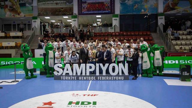 Hentbolda Erkekler Türkiye Kupası şampiyonu Beşiktaş