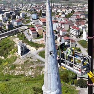 Depremde hasar görmüştü! Arnavutköy Sıddık Camii’nin minaresi söküldü